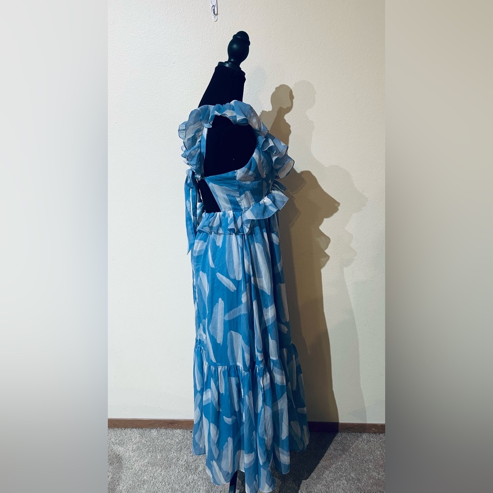 Abercrombie & Fitch Light Blue Patterned Maxi Dress - Picture 8 of 11